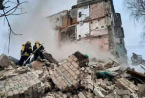 Украинската армија се повлече од уште две села, русите се во офанзива