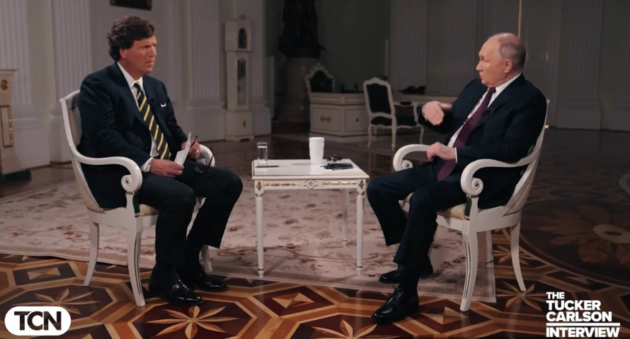 „Путин го искористи Такер Карлсон“ – бурни реакции на првото интервју на рускиот лидер за западен медиум од почетокот на војната