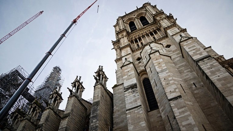 Во Франција за Велигден ќе биде распоредена полиција пред секоја црква