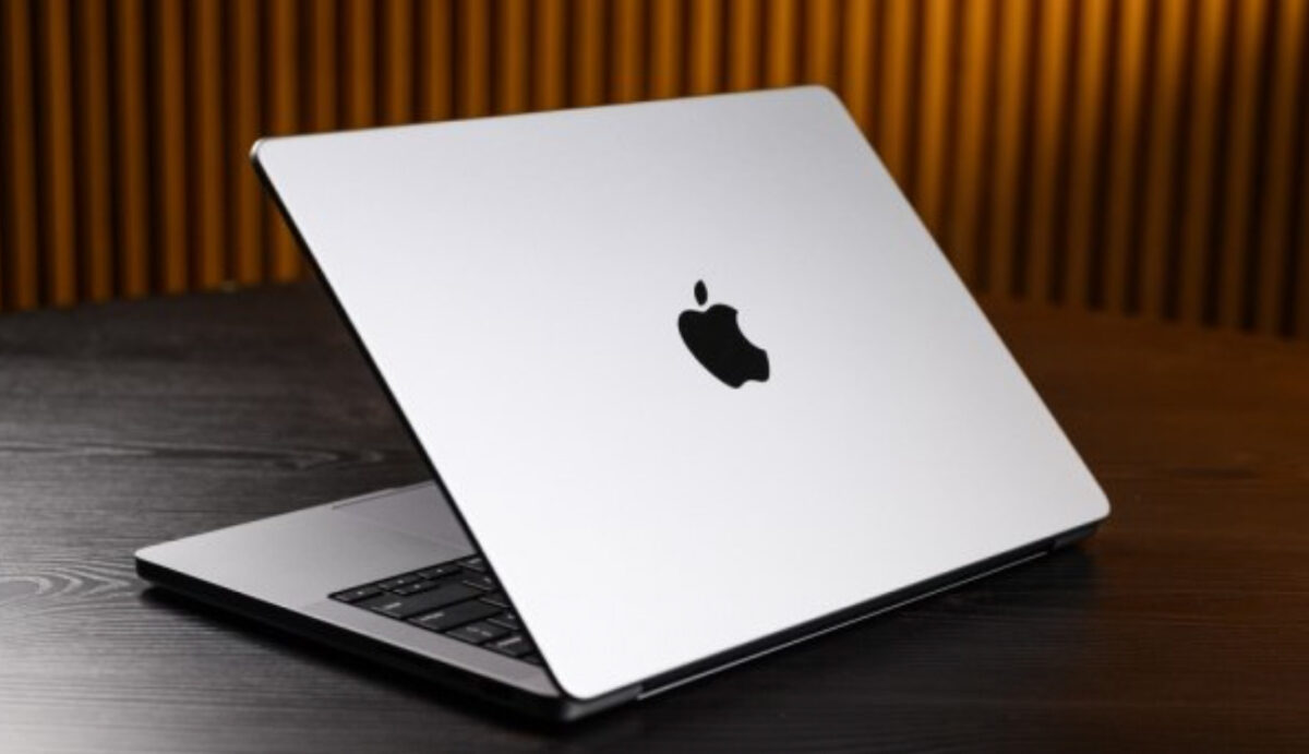 Знаеме кога Apple би можел да претстави MacBook кој може да се преклопува