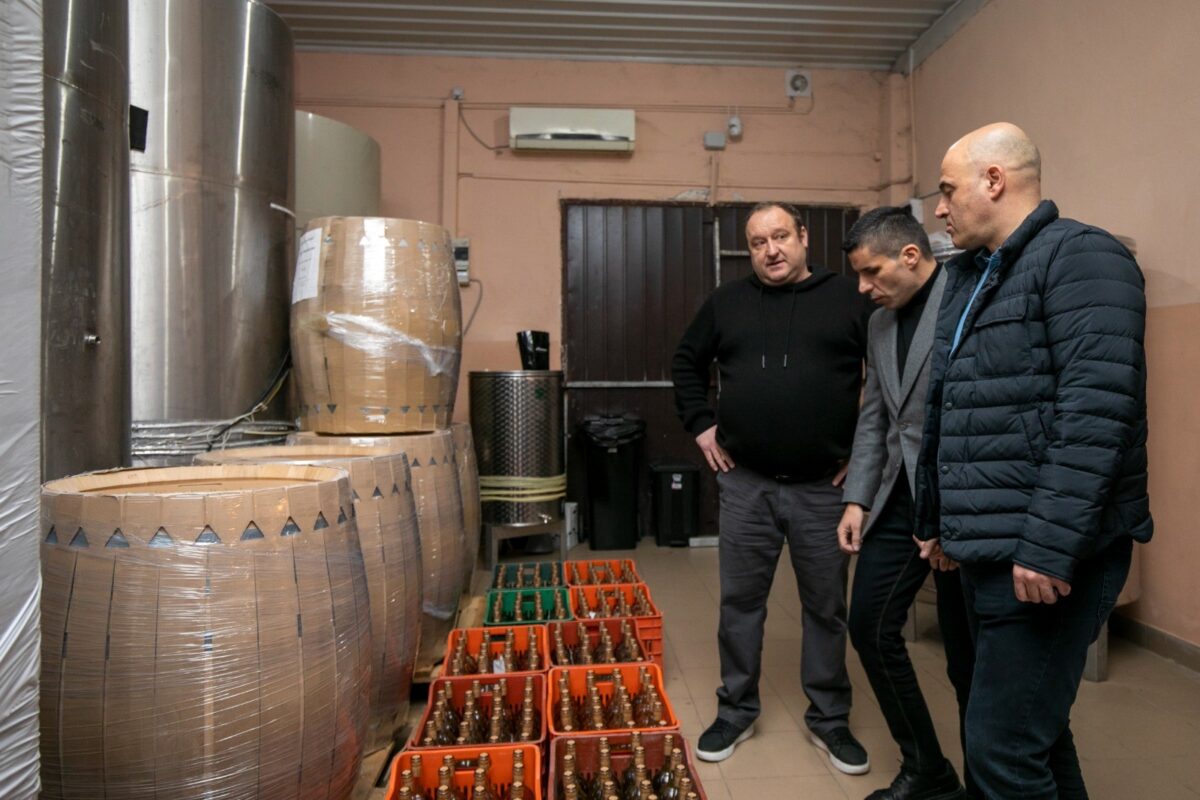 Ковачевски: Со мерките на СДСМ расте производството и извозот на македонско вино