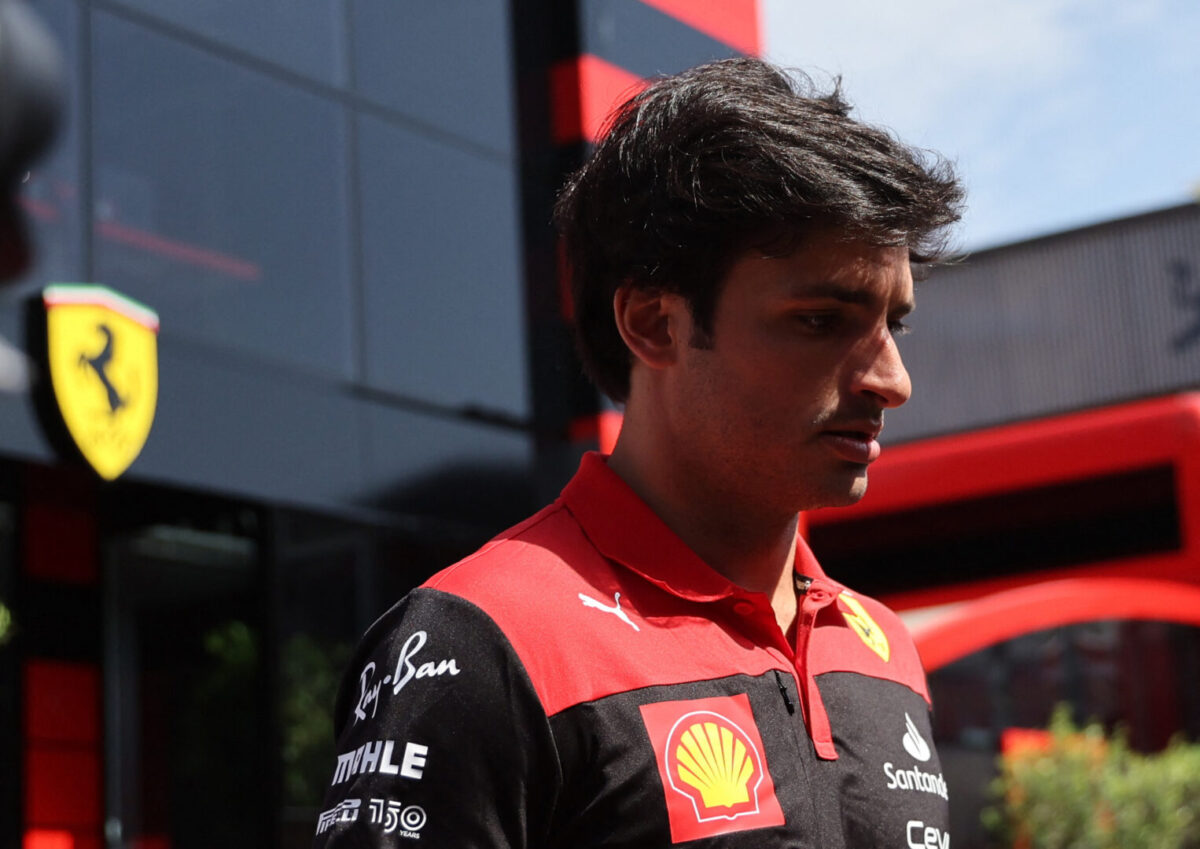 Саинц нема да вози во Џеда поради воспаление на слепото црево