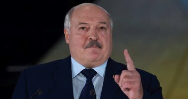 Белоруските спортисти одат на Олимписките игри, Лукашенко: Победете ги противниците