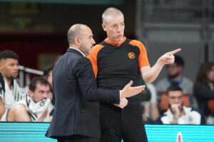 (Видео) Евролигата покрена постапка против судијата Болтаузер – Украл парфем од „фри-шоп“