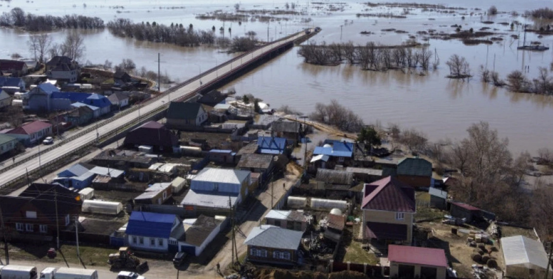 Евакуација на две села во Русија поради поплави, стабилнo во Удмуртија