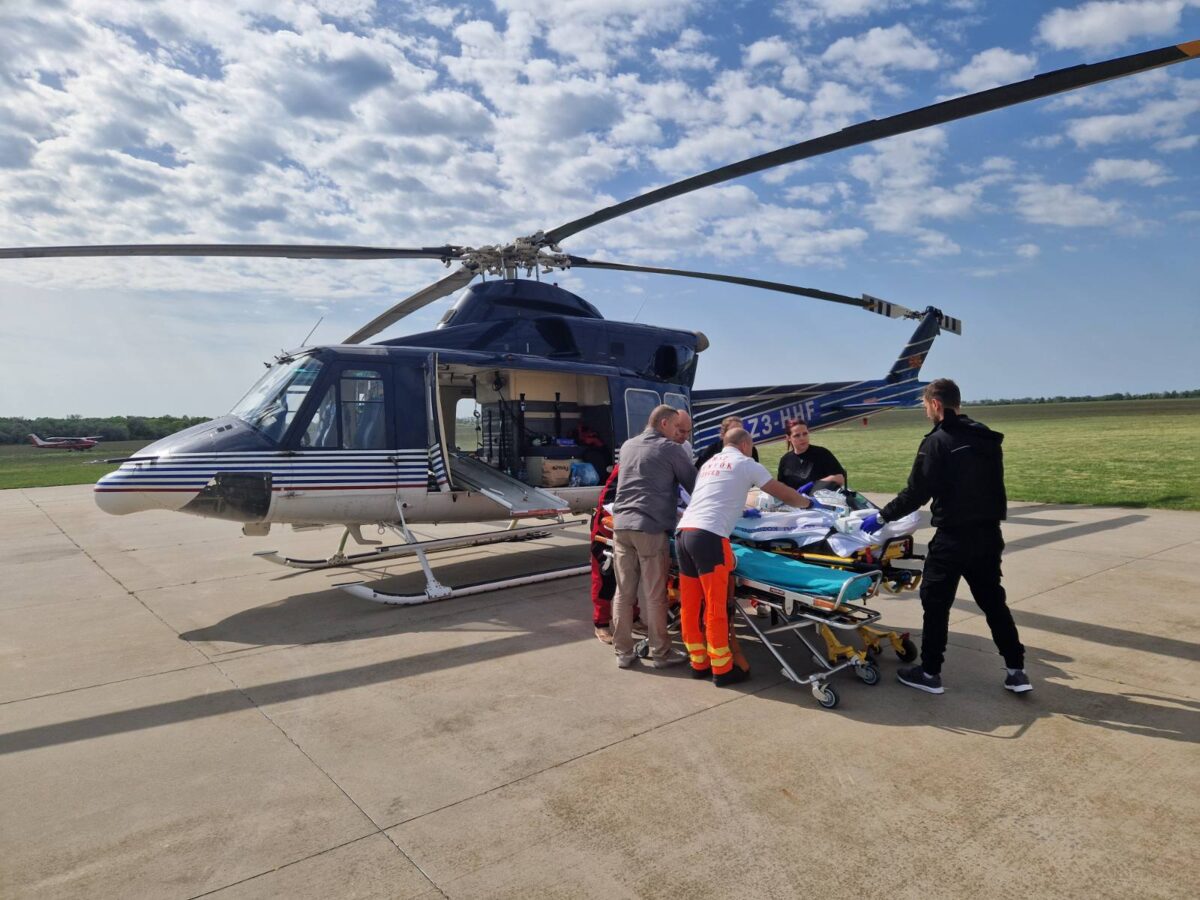 Полициски хеликоптер транспортираше македонски државјанин за подолготрајна медицинска нега од Унгарија во Скопје