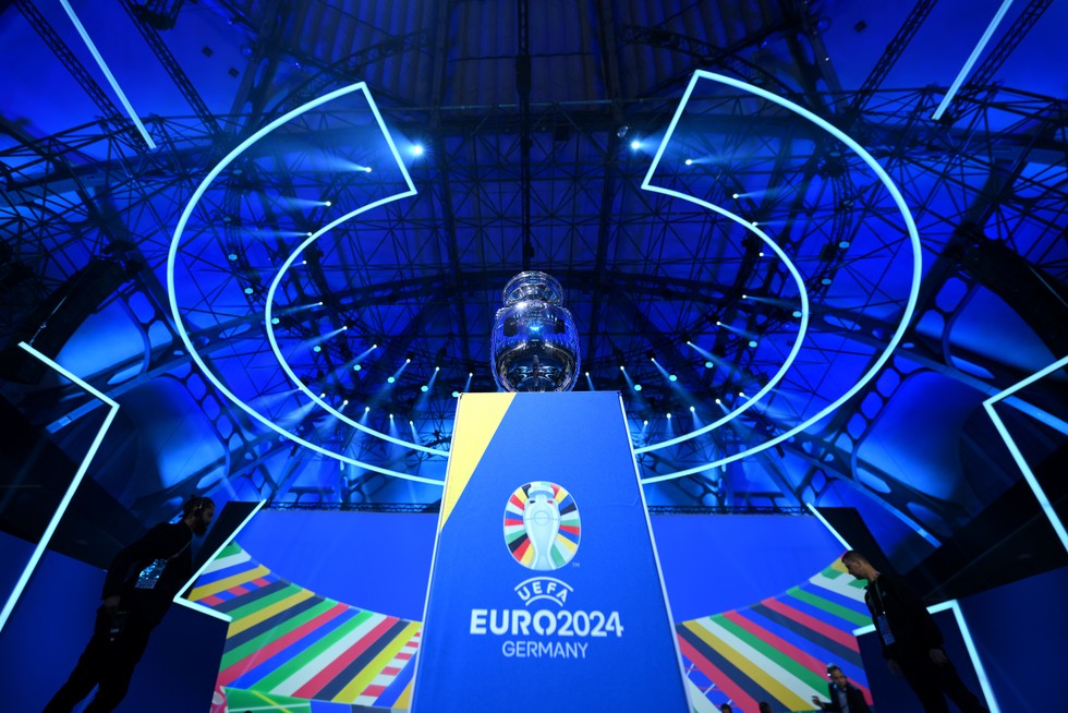 Репрезентациите на на ЕУРО со 26, наместо со 23 играчи