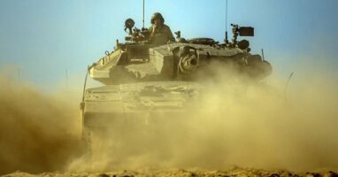 Шефот на израелската воена разузнавачка служба поднесе оставка
