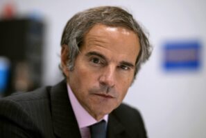 Гроси: Смртта на Раиси предизвика пауза во преговорите меѓу МААЕ и Иран