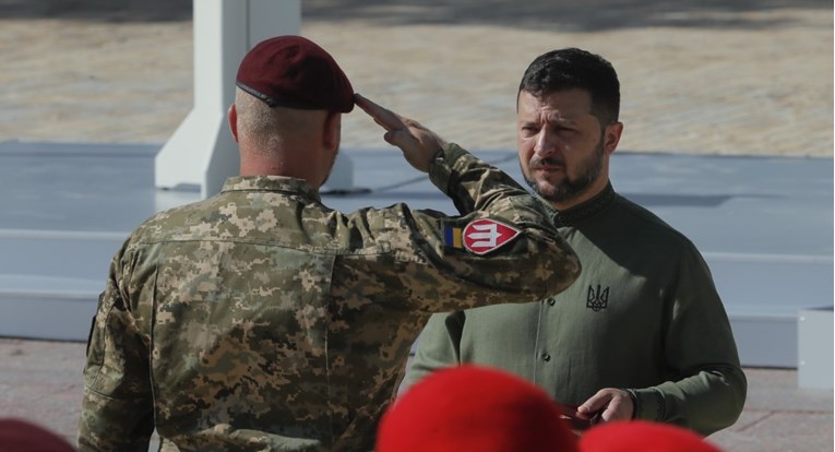 Зеленски го разреши главниот телохранител по обидот за атентат
