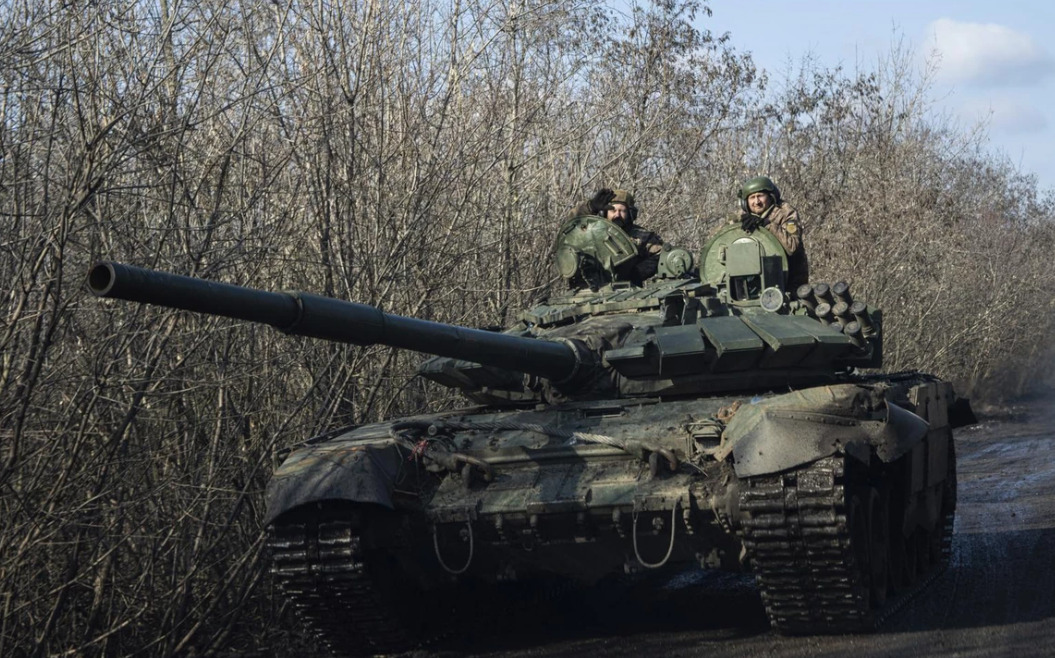 Рој оси нападнаа израелски војници во Газа, некои се со по стотици убоди
