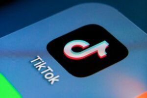 ТикТок почнува да означува содржини направени со вештачка интелигенција