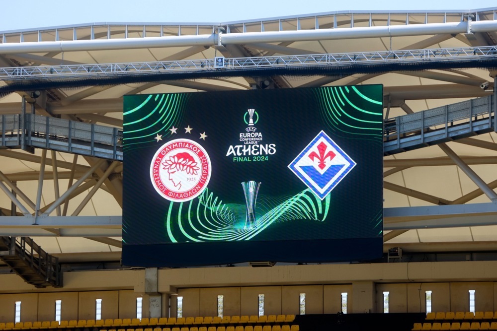 Фиорентина и Олимпијакос вечерва играат за трофејот во Конференциската лига