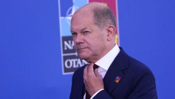 Шолц: Мирот на Балканот не е нешто што се зема здраво за готово