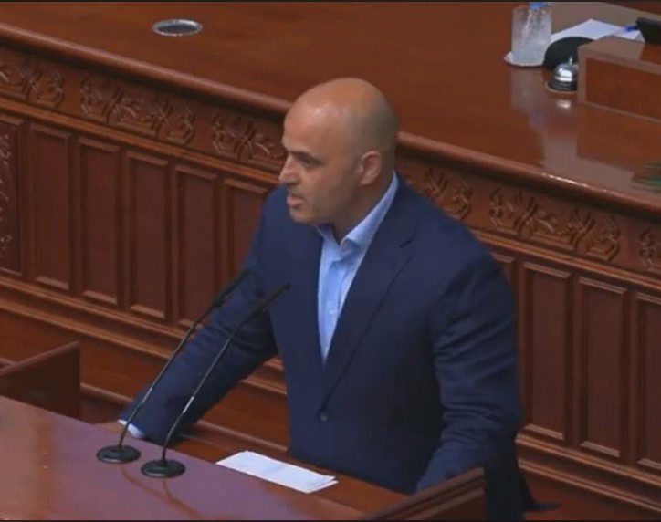 (Видео) Ковачевски: Владината Програма во делот на економијата е општа, без бројки за просечната и минималната плата
