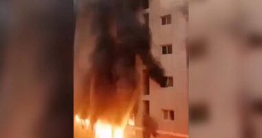 (Видео) Огромен пожар во зграда со странски работници во Кувајт, повеќе од 35 луѓе загинаа