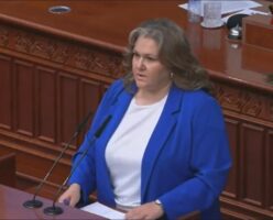 (Видео) Петровска: Лицемерие за стратешките интереси на земјата е кандидат за министер да биде следбеник на режимот на Путин