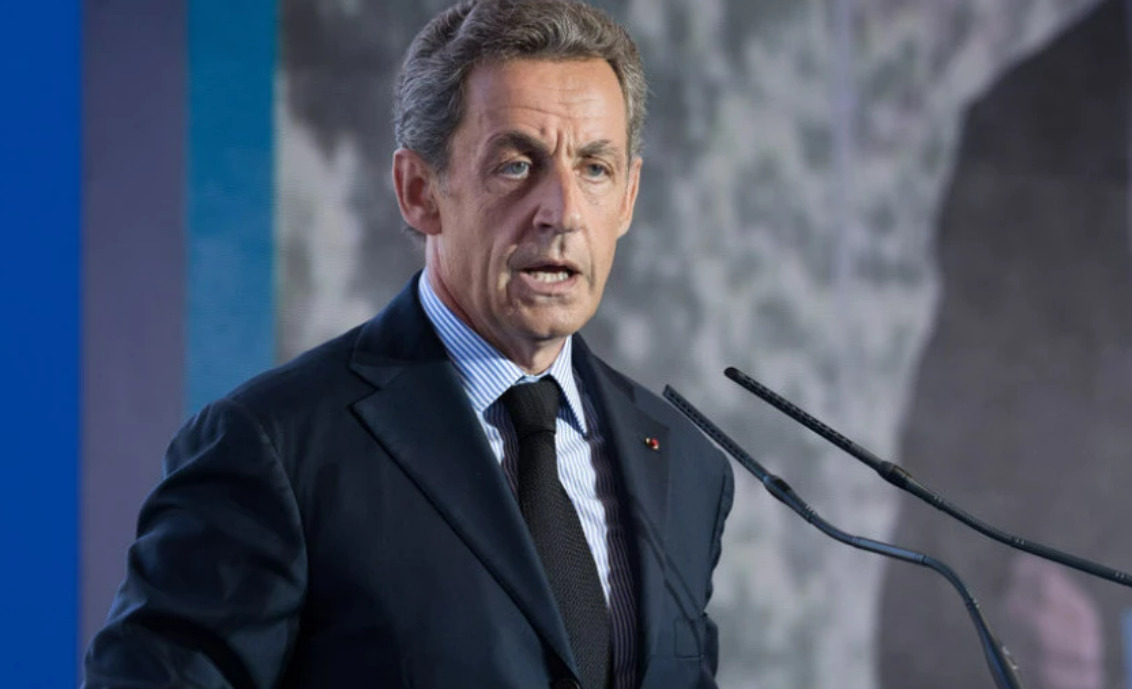 Никола Саркози го критикуваше повикот на Макрон за предвремени избори, предупредува на „хаос“