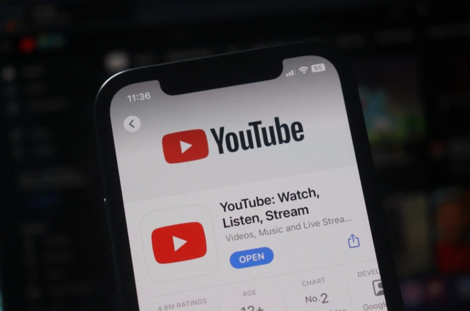 YouTube се огласи по повод порно содржината