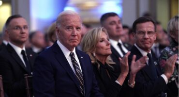 Демократски американски сенатор: Бајден не може да го победи Трамп