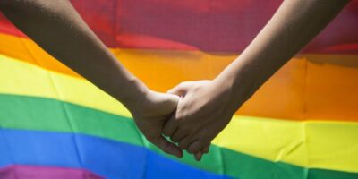 Бугарија забрани промоција на ЛГБТ+ во училиштата