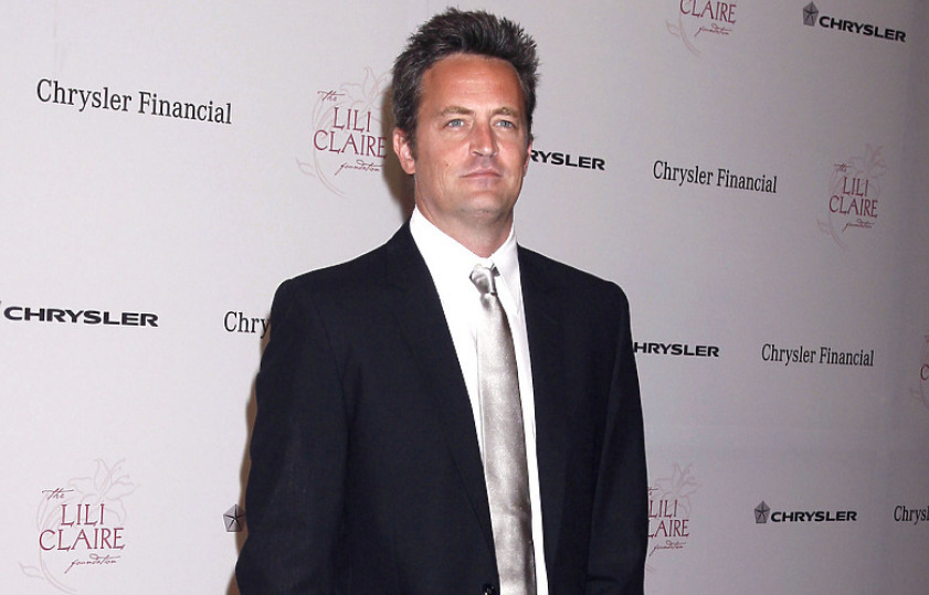 Доктор и дилер уапсени поради смртта на Метју Пери