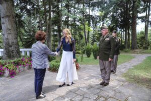 Средба на Сиљановска Давкова со командантот на Националната гарда на Вермонт, генерал-мајор Грегори Најт и со заменик-амбасадорката на САД, Никол Варнс