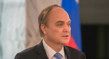 Антонов: Америка го отвора патот за трета светска војна