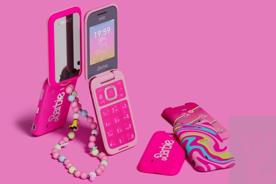 ВИДЕО: Позната цената на HMD Barbie Phone