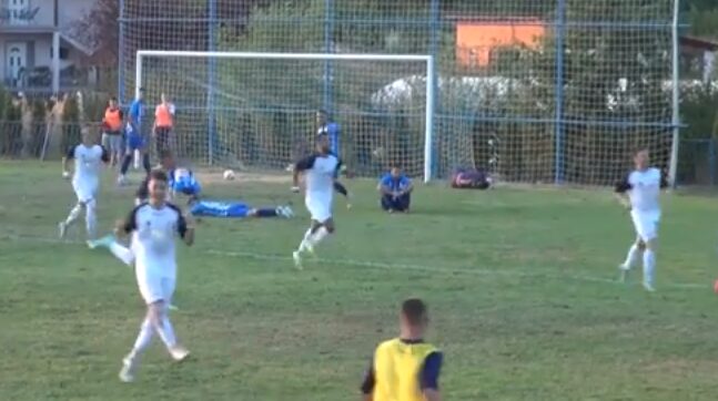 (Видео) Невидена тепачка на натпревар од Српската лига