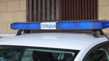 Маж се обидел да се самозапали поради извршителите, полицијата во Земун го спречила во намерата