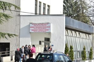„На ТОАРИЛУЦ се правеле набавки без план за да профитира раководството од СДС и ДУИ, ја оставиле Клиниката на цедило без основни медицински средства“, велат од ВМРО-ДПМНЕ
