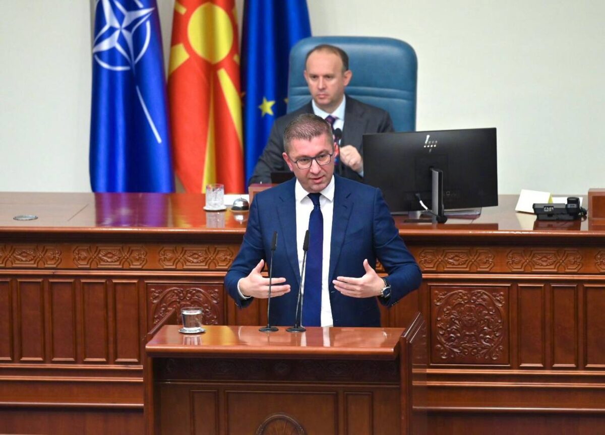 Мицкоски: Ветингот е ставот, а зад завесата е тефтерчето, од каде што доаѓаат одлуките од Мала Речица