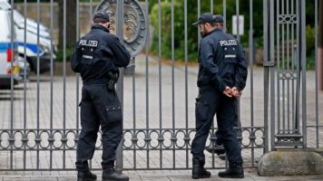 Поради планирање на терористички напад обвиненија добија трoјца тинејџери во Германија