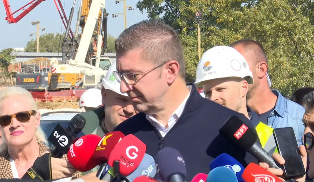 СДСМ: Мицкоски дојде на власт и смени лента, договорот со „Бехтел и Енка“ беше историски криминал, а сега е супер