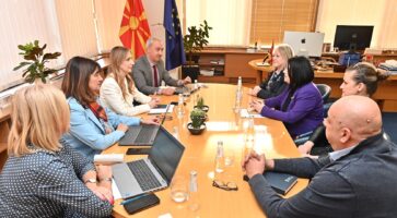 Средба Ангеловска-Бежоска – Петрова: Преку соработка на институциите до зголемена заштита на граѓаните