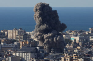 (Фото) Воздушен напад врз предградие на либанскиот главен град Бејрут