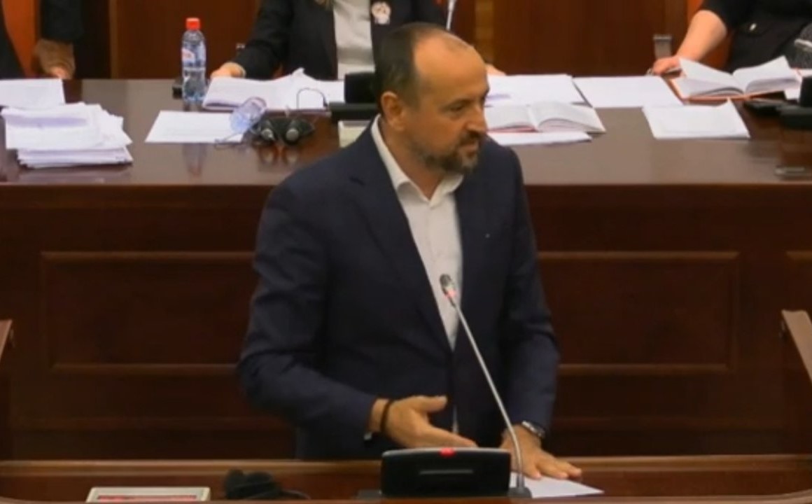 (Видео) Битиќи: ВМРО-ДПМНЕ одби амандман за набавка на еколошки автобуси