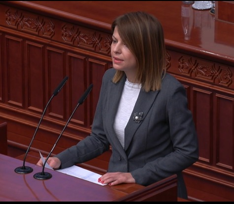 (Видео) Лукаревска до Мицкоски: Граѓаните се задушуваат, каде ви е планот за чист воздух