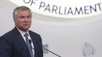 Володин: Русија би можела да користи нови системи за оружје во Украина доколку нападне со американски ракети со долг дострел