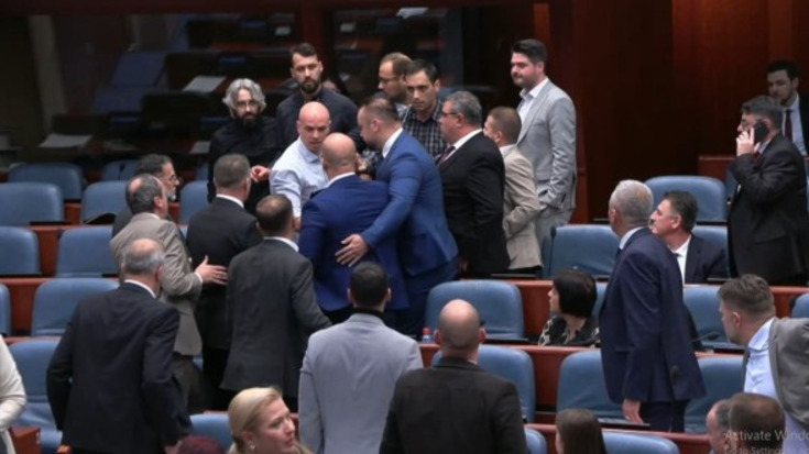 Избегната тепачка во Собранието, Гаши го повика обезбедувањето