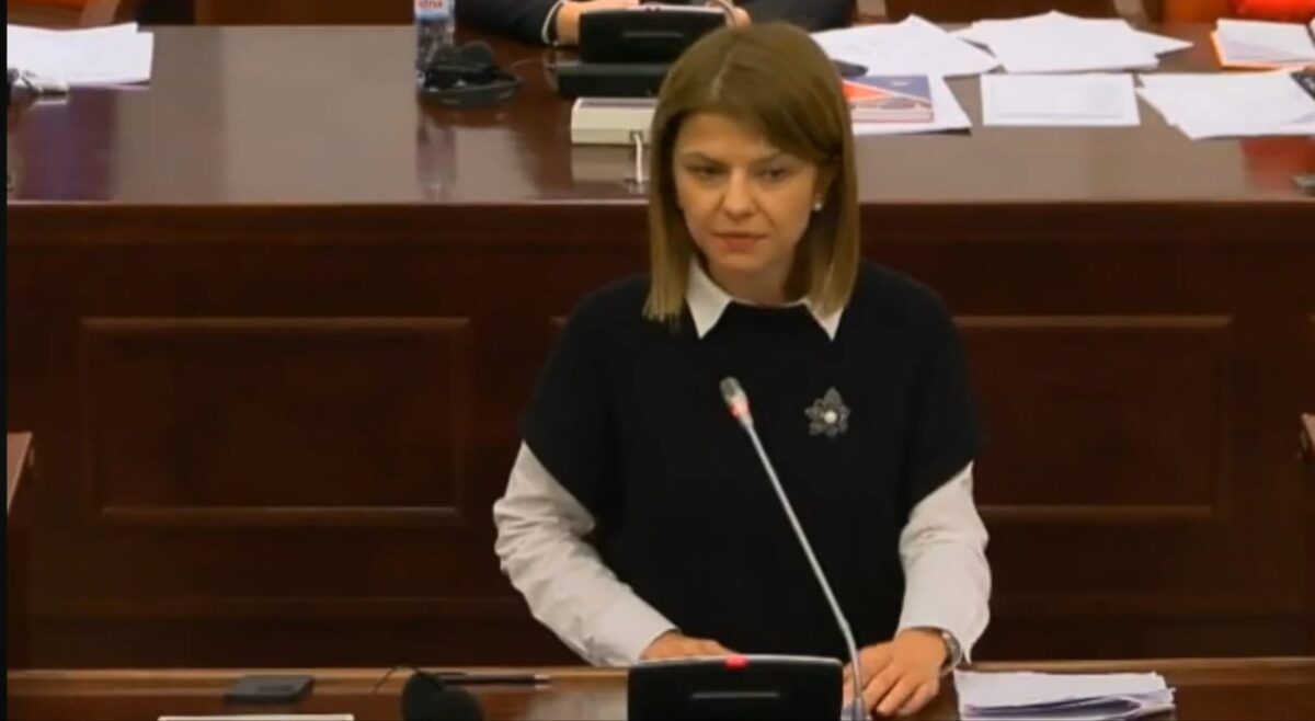 Лукаревска: Од предложениот буџет заклучуваме дека смело чекориме кон нови задолжувања, без разлика на што  ќе се користи кредитот, каматата е наменета за граѓаните