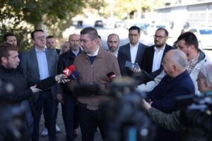 Мицкоски: Ја разбирам Кос, требаше да го помине „хирингот“ на кој гласаат и европратеници од нашиот источен сосед