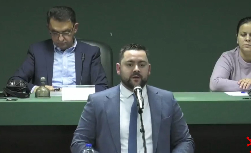 Стојановски: Предлогот на ВМРО-ДПМНЕ за превозниците е Град Скопје да ги зголеми средствата по поминат километар, додека СДС бара покачување на цената на билетите