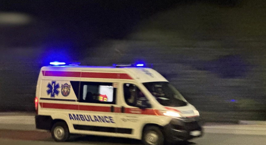 Тринаесетгодишно девојче паднало од шести кат од зграда во Мостар