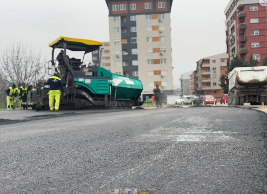 Ѓорче Петров започна со изградба на нов паркинг простор во близина на спортското фудбалско игралиште „Македонски Лавови“