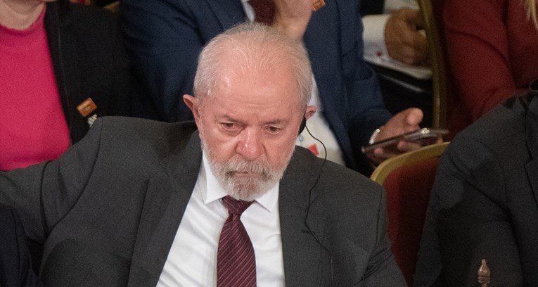 Бразилскиот претседател на интензивна нега по итната операција на мозокот
