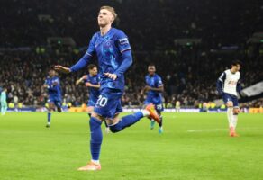 (Видео) Спектакуларен пресврт на Челзи против Тотенхем