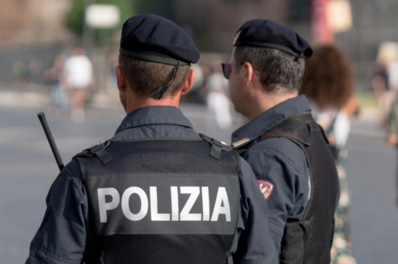 Во Италија во полициска акција против неонацистичка група уапсени  12 лица
