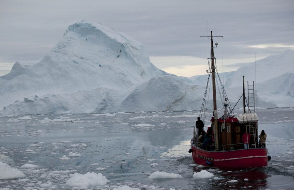 Данска ја зајакнува одбраната на Гренланд по изјавата на Трамп дека сака да го купи: купуваат дронови и бродови, инвестираат големи пари